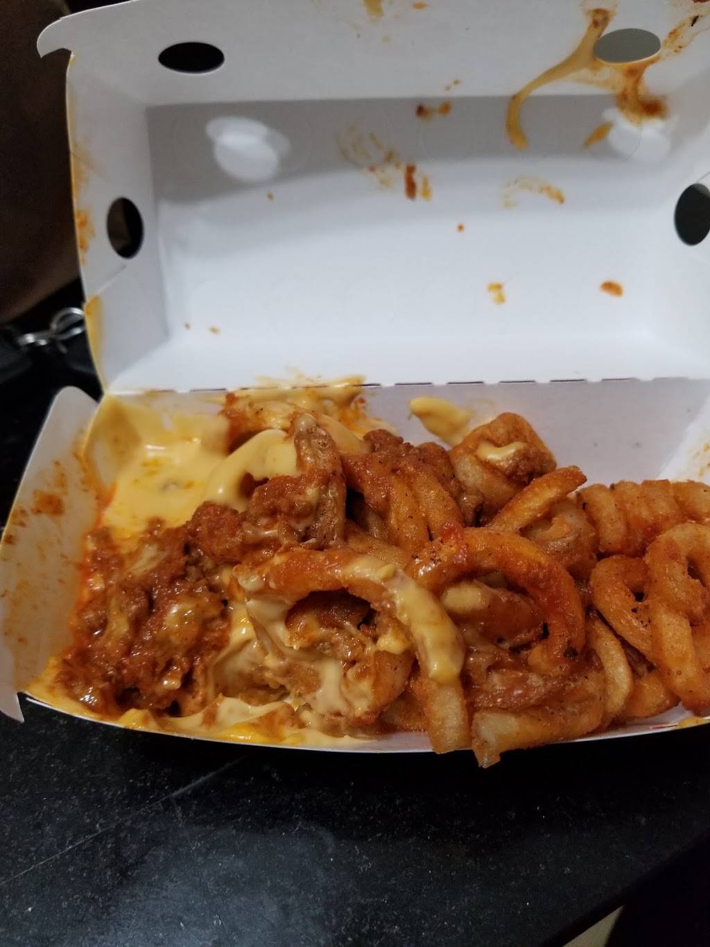 Jack in the Box | restaurant | 3330 Nameoki Rd, Granite City, IL 62040, USA | 6188778884 OR +1 618-877-8884