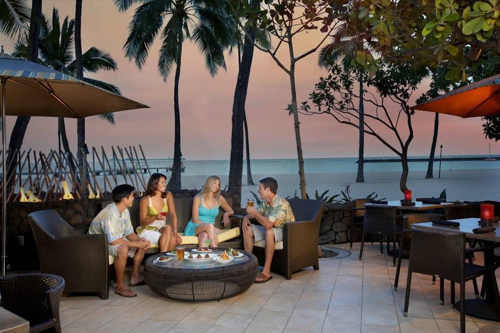 Tropics Bar & Grill | restaurant | 2005 Kalia Rd, Honolulu, HI 96815, USA | 8089494321 OR +1 808-949-4321