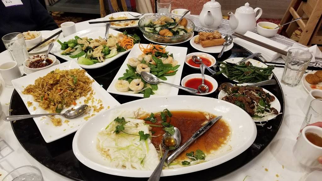 Phoenix Restaurant | restaurant | 2131 S Archer Ave, Chicago, IL 60616, USA | 3123280848 OR +1 312-328-0848