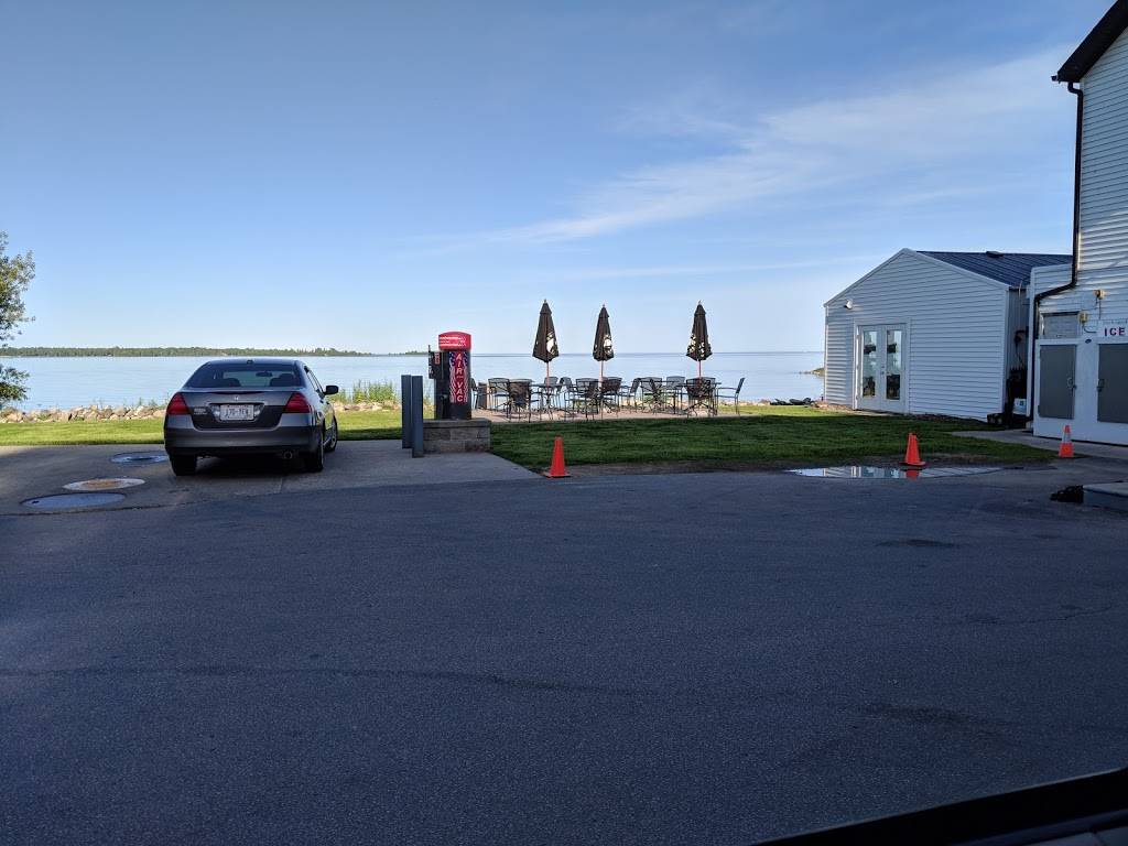 Baileys 57 BP | meal takeaway | 7998 WI-57, Baileys Harbor, WI 54202, USA | 9208392114 OR +1 920-839-2114