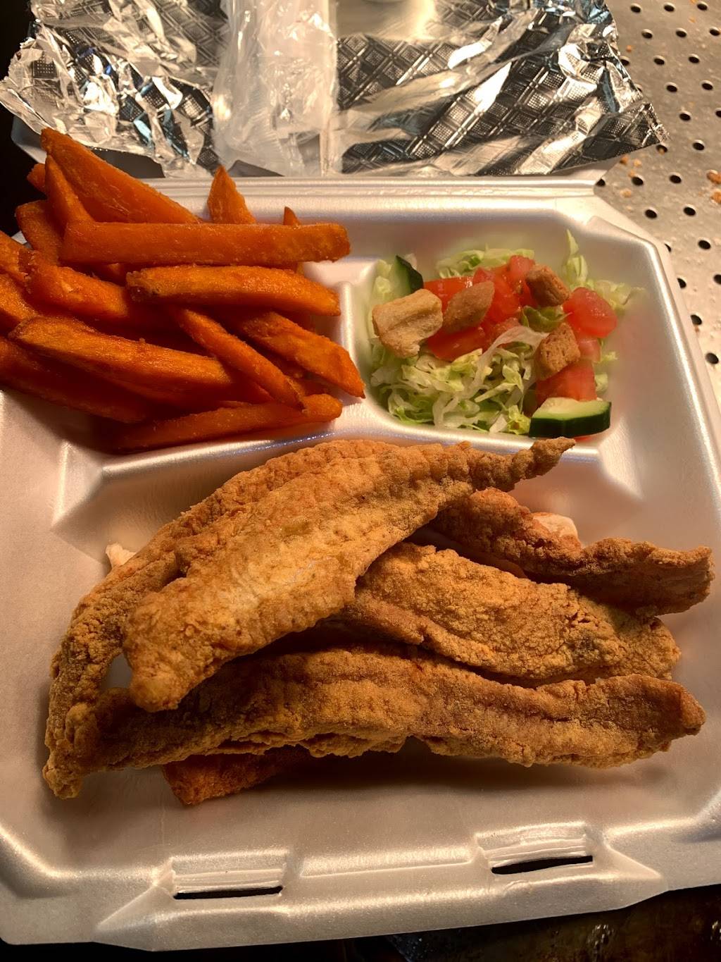 Celinas Soul Food Cafe | restaurant | 437 Cousin St, Slidell, LA 70458, USA | 9852149011 OR +1 985-214-9011