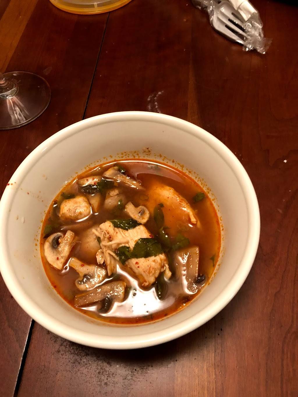 Khong Thai Cuisine | restaurant | 260 Winton Rd N, Rochester, NY 14610, USA | 5854342238 OR +1 585-434-2238