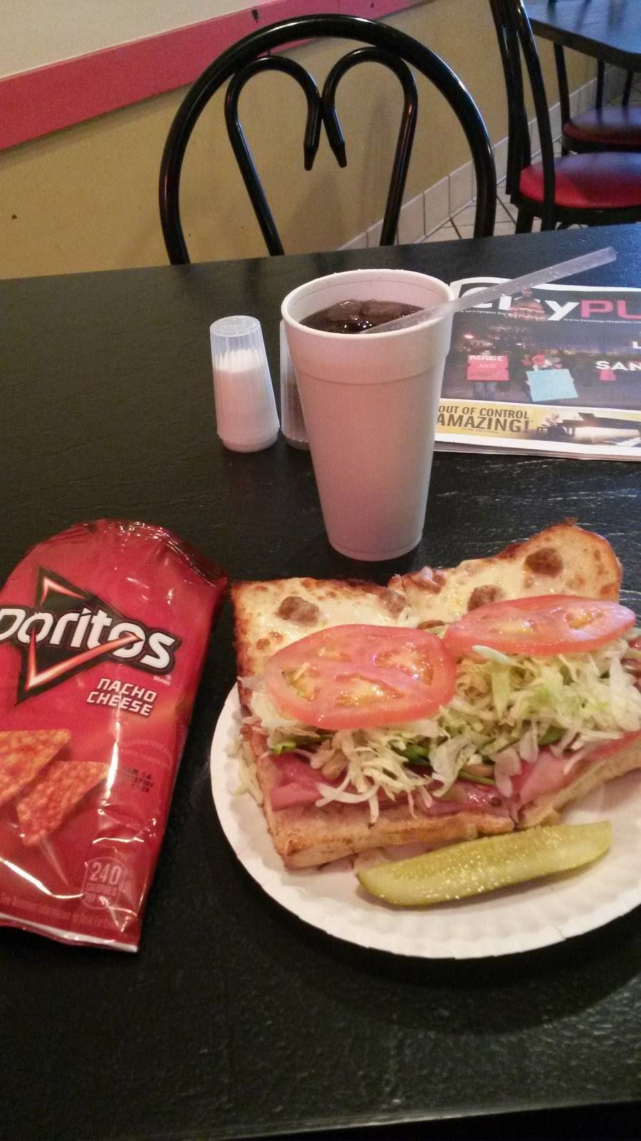 Mancinos - South Cedar | restaurant | 6250 S Cedar St, Lansing, MI 48911, USA | 5178876300 OR +1 517-887-6300