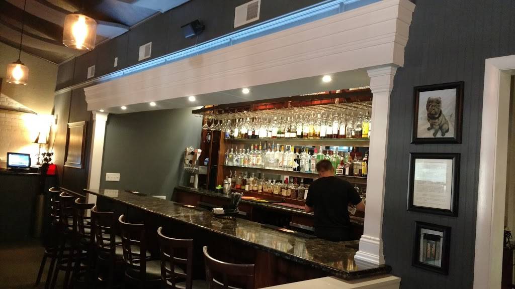 J Fords Black Angus | restaurant | 129 S 7th St, Terre Haute, IN 47807, USA | 8122355549 OR +1 812-235-5549