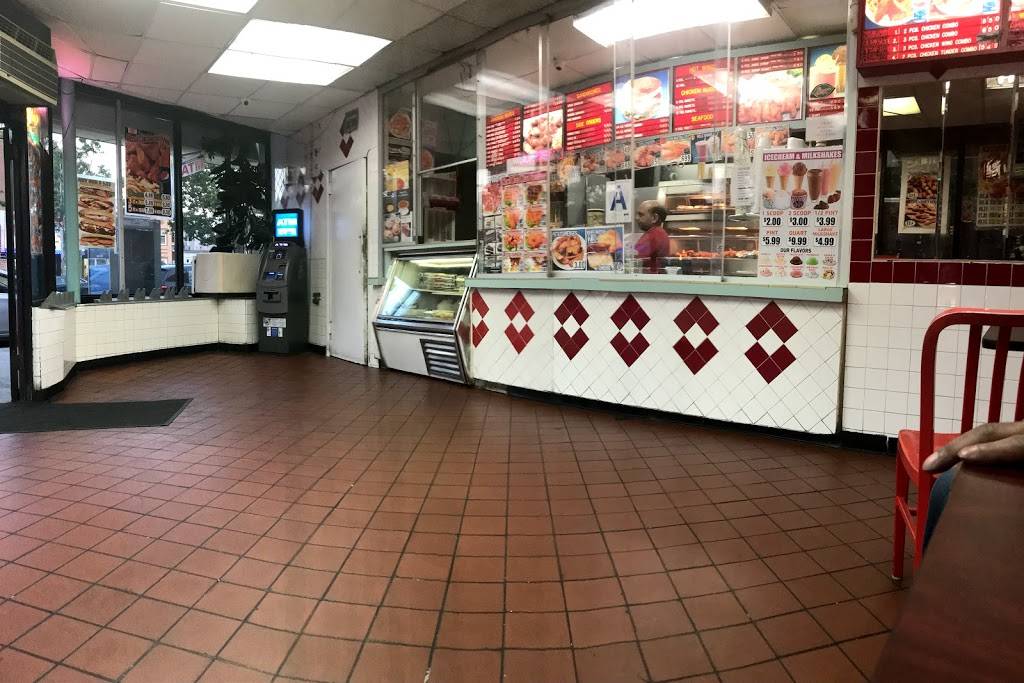 Crown Fried Chicken | restaurant | 1459 Unionport Rd, Bronx, NY 10462, USA | 7188921767 OR +1 718-892-1767