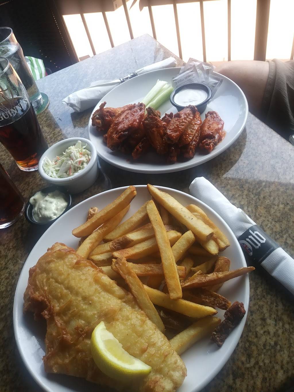 The Pub Tampa Bay | restaurant | 2223 N Westshore Blvd, Tampa, FL 33607, USA | 8134435642 OR +1 813-443-5642