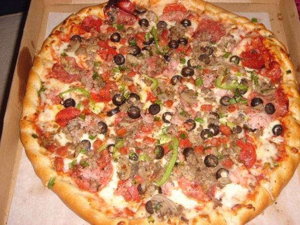 La Pequena Taste of Italy Pizza | meal delivery | 37-72 90th St, Jackson Heights, NY 11372, USA | 7185052600 OR +1 718-505-2600