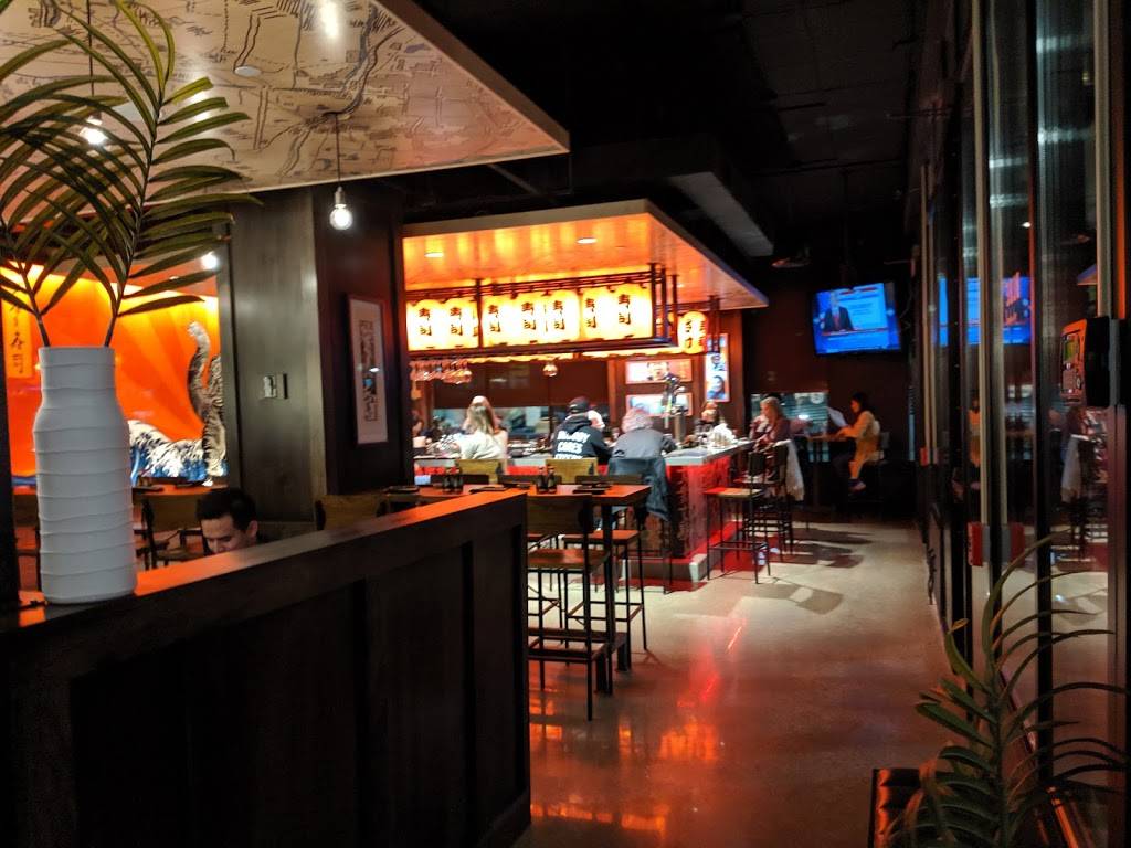 Blue Sushi Sake Grill | restaurant | 316 Court Ave, Des Moines, IA 50309, USA | 5153796800 OR +1 515-379-6800