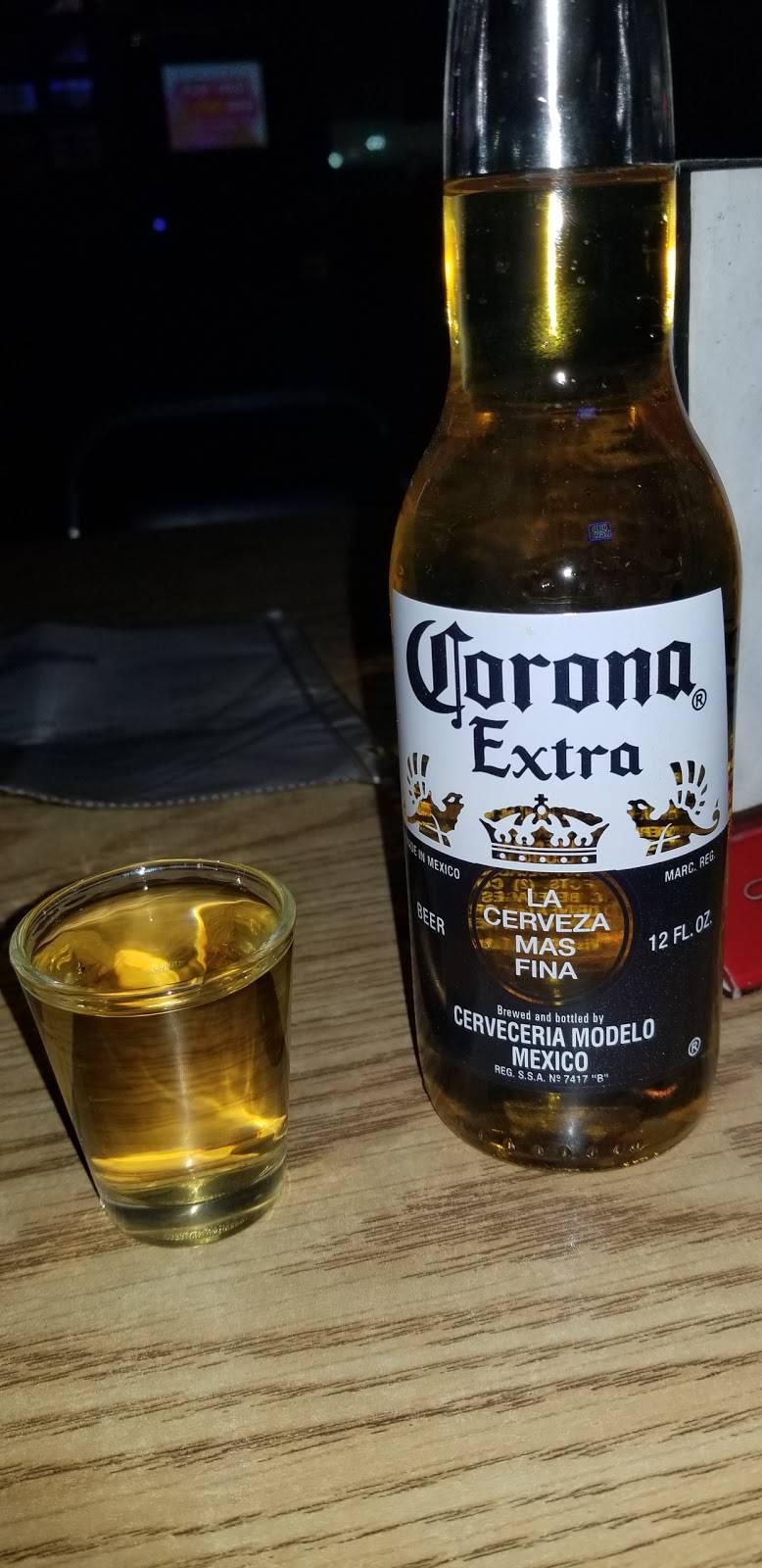 Island Bar & Grill | restaurant | 7826 S 123rd Plaza, La Vista, NE 68128, USA | 4029337330 OR +1 402-933-7330