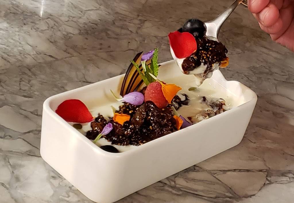 FLAME FOOD+DESIGN | restaurant | 2197 Bloor St W, Toronto, ON M6S 1N2, Canada | 4167626000 OR +1 416-762-6000