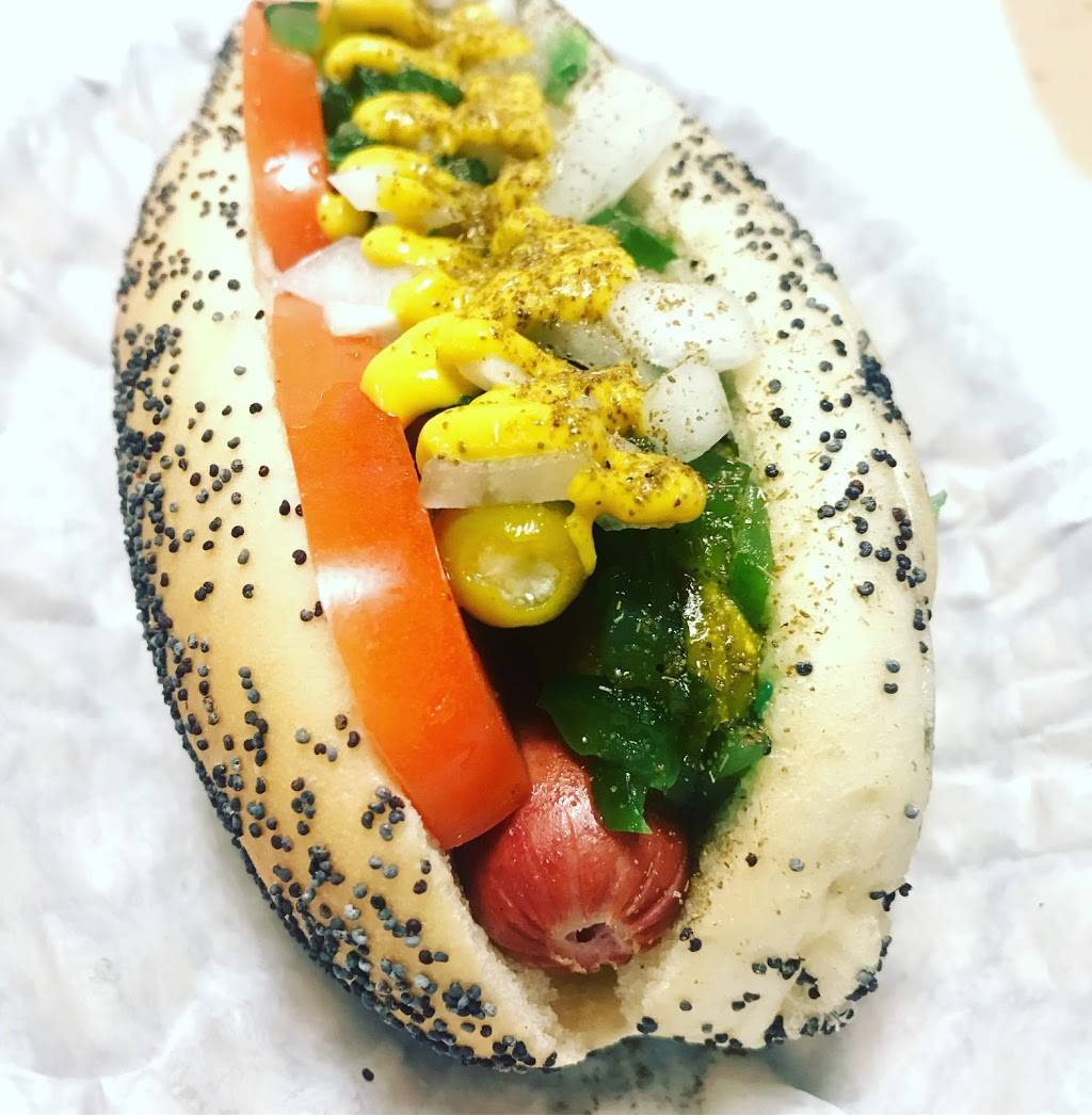 Gianna’s Italian Beef | restaurant | 375 3rd St SE, Cedar Rapids, IA 52401, USA | 3192002994 OR +1 319-200-2994