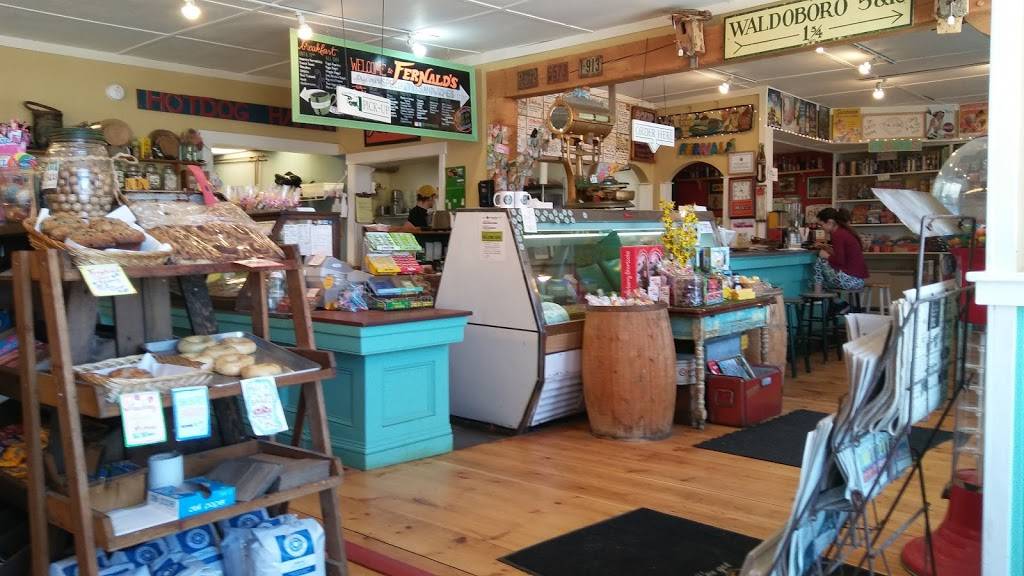 S. Fernalds Country Store | meal takeaway | 50 Main St, Damariscotta, ME 04543, USA | 2075638484 OR +1 207-563-8484