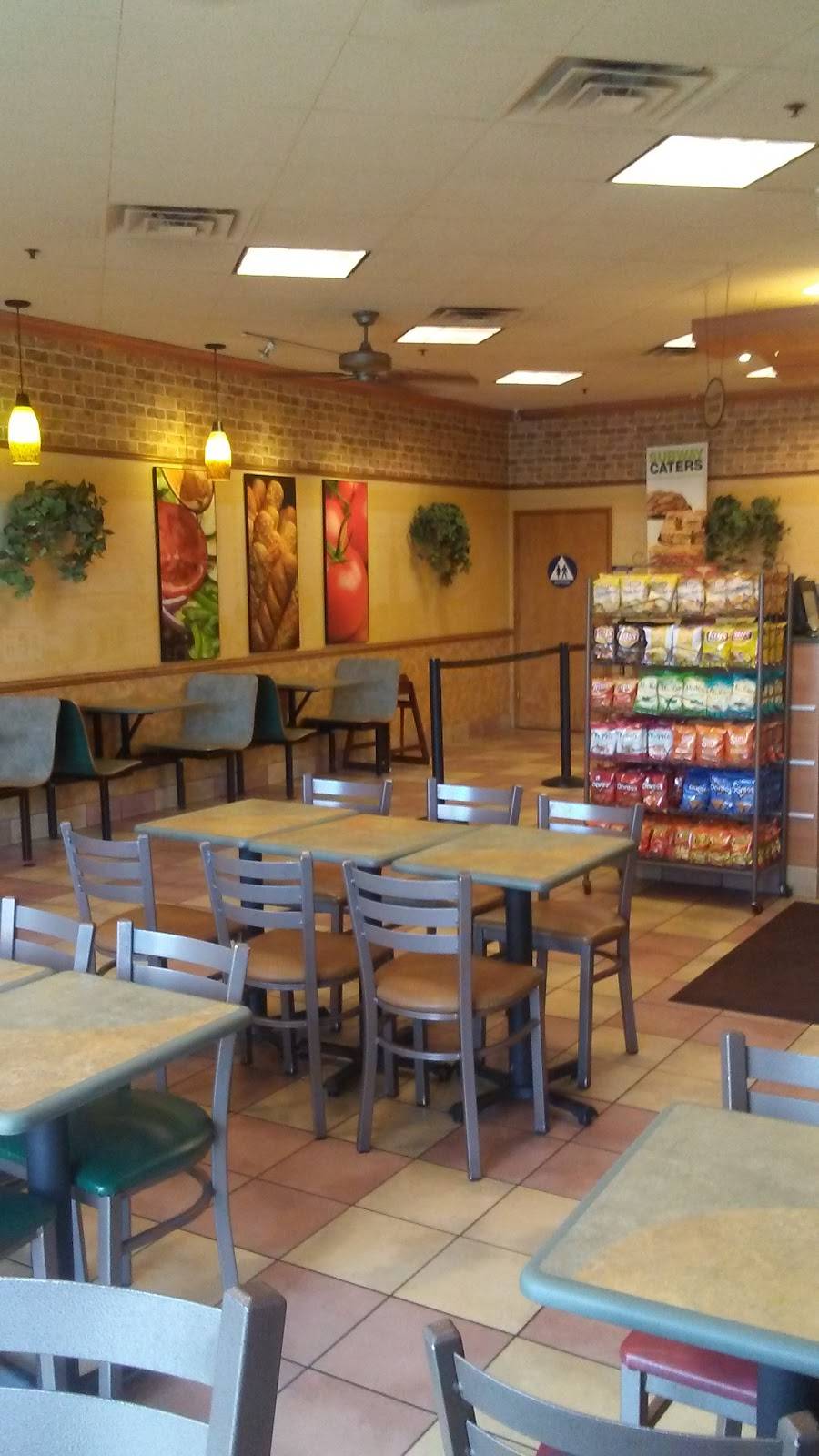 Subway | restaurant | 3927 W Caldwell Ave, Visalia, CA 93277, USA | 5596255400 OR +1 559-625-5400