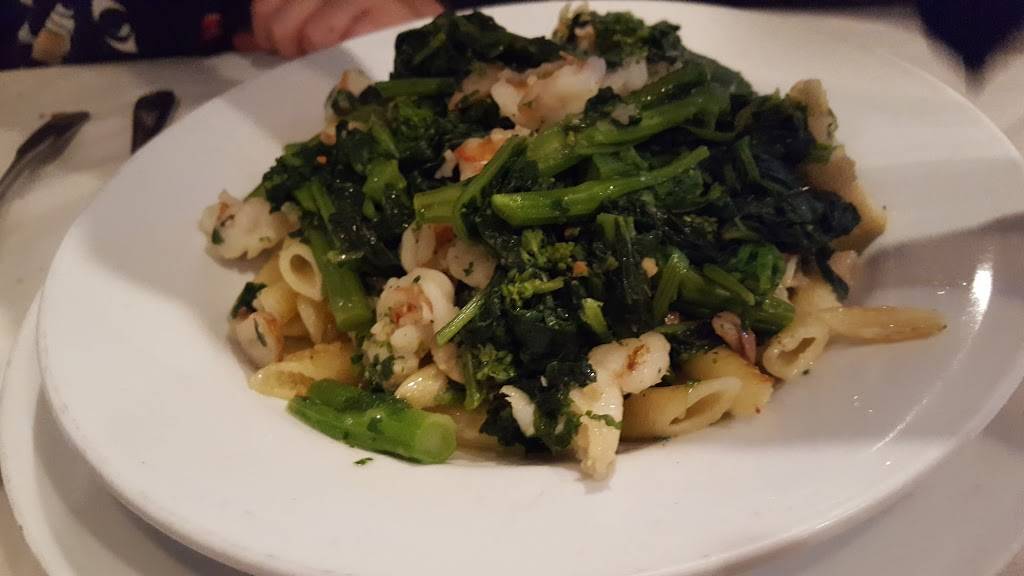 Cakor | restaurant | 632 E 186th St, Bronx, NY 10458, USA | 7187332300 OR +1 718-733-2300