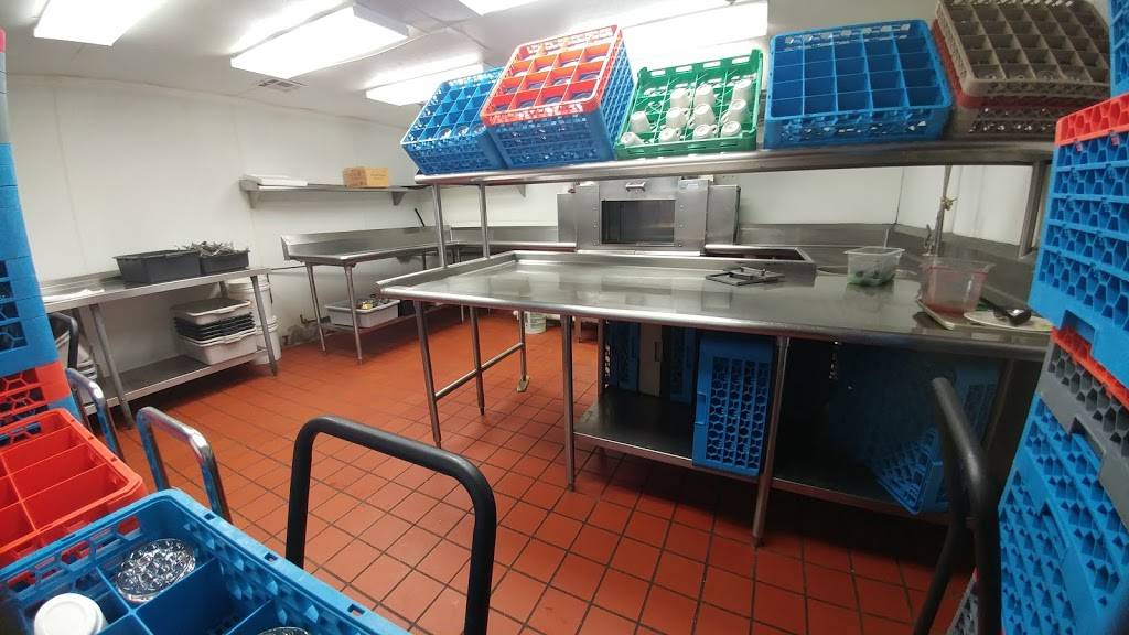 Petroleum Club North | restaurant | 1 N Sooner Rd, Edmond, OK 73034, USA | 4052169991 OR +1 405-216-9991