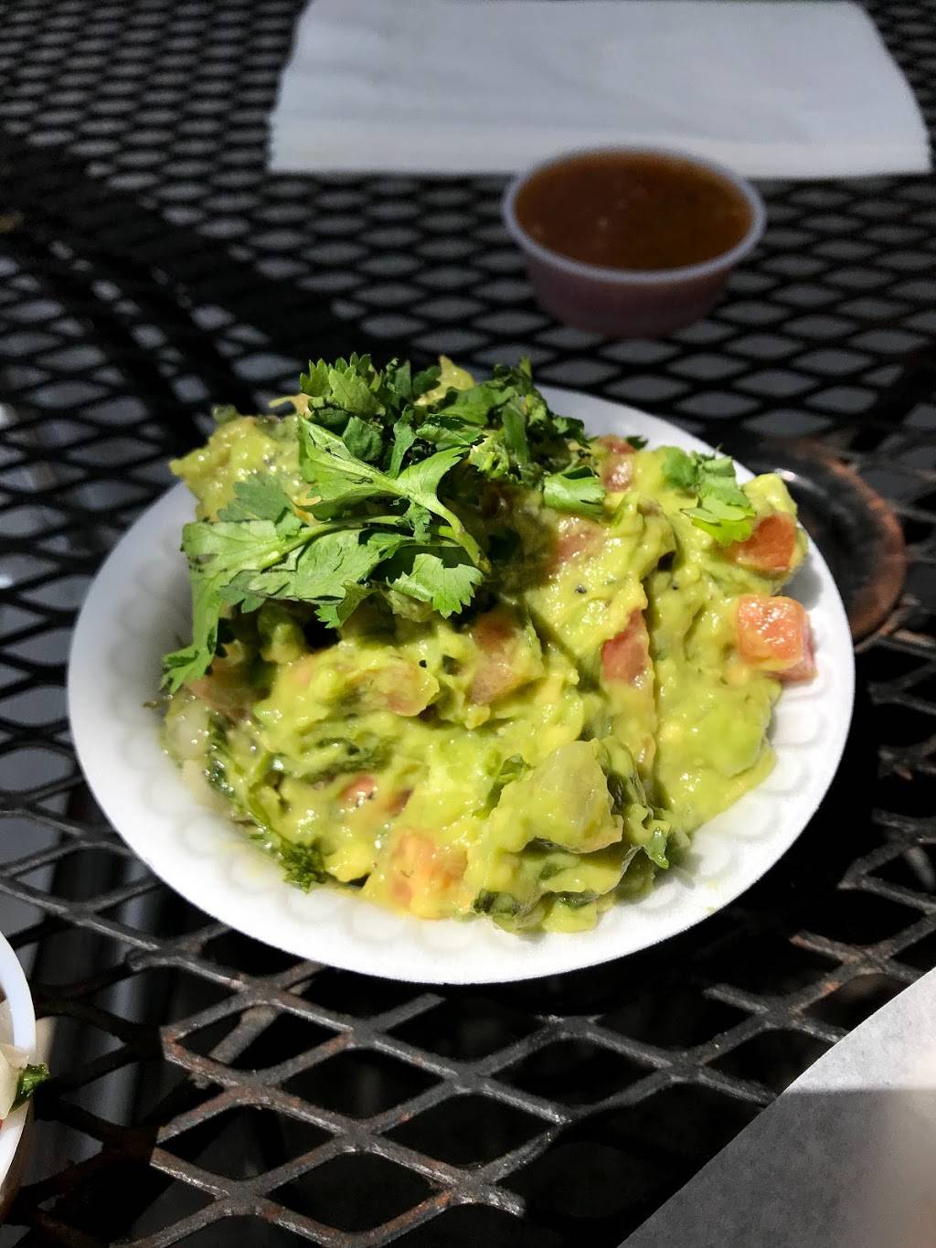 Taqueria El Bajio | restaurant | 129 N Milpas St, Santa Barbara, CA 93103, USA | 8058841828 OR +1 805-884-1828