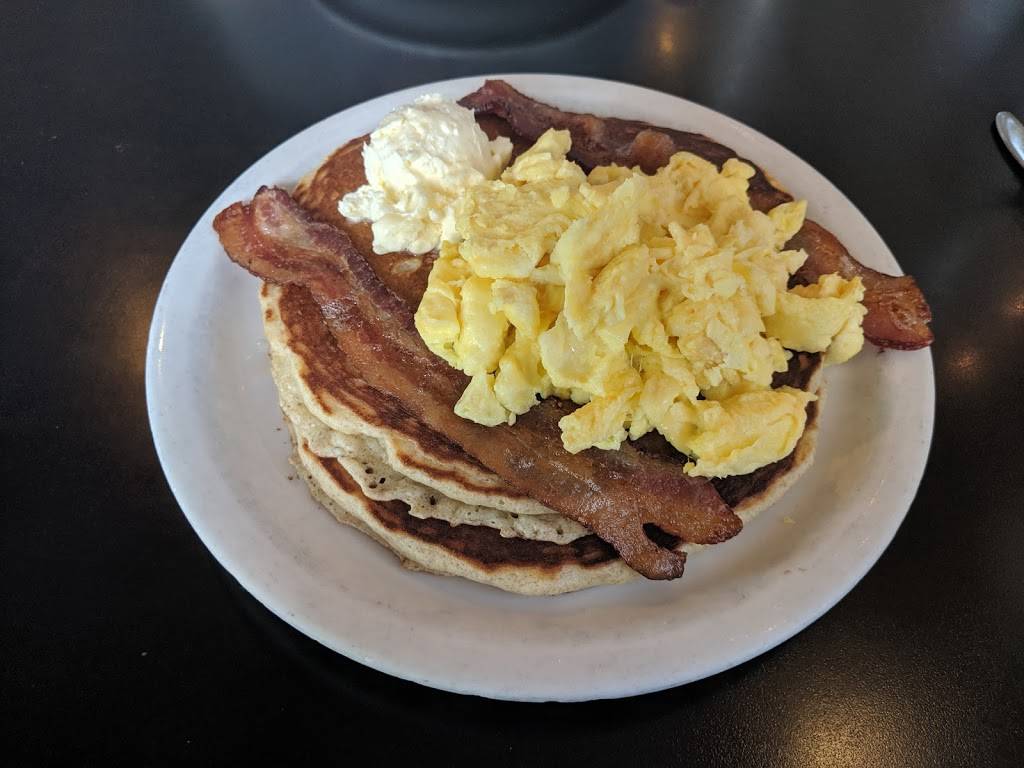 Hudson | restaurant | 5000 E Marginal Way S, Seattle, WA 98134, USA | 2067674777 OR +1 206-767-4777