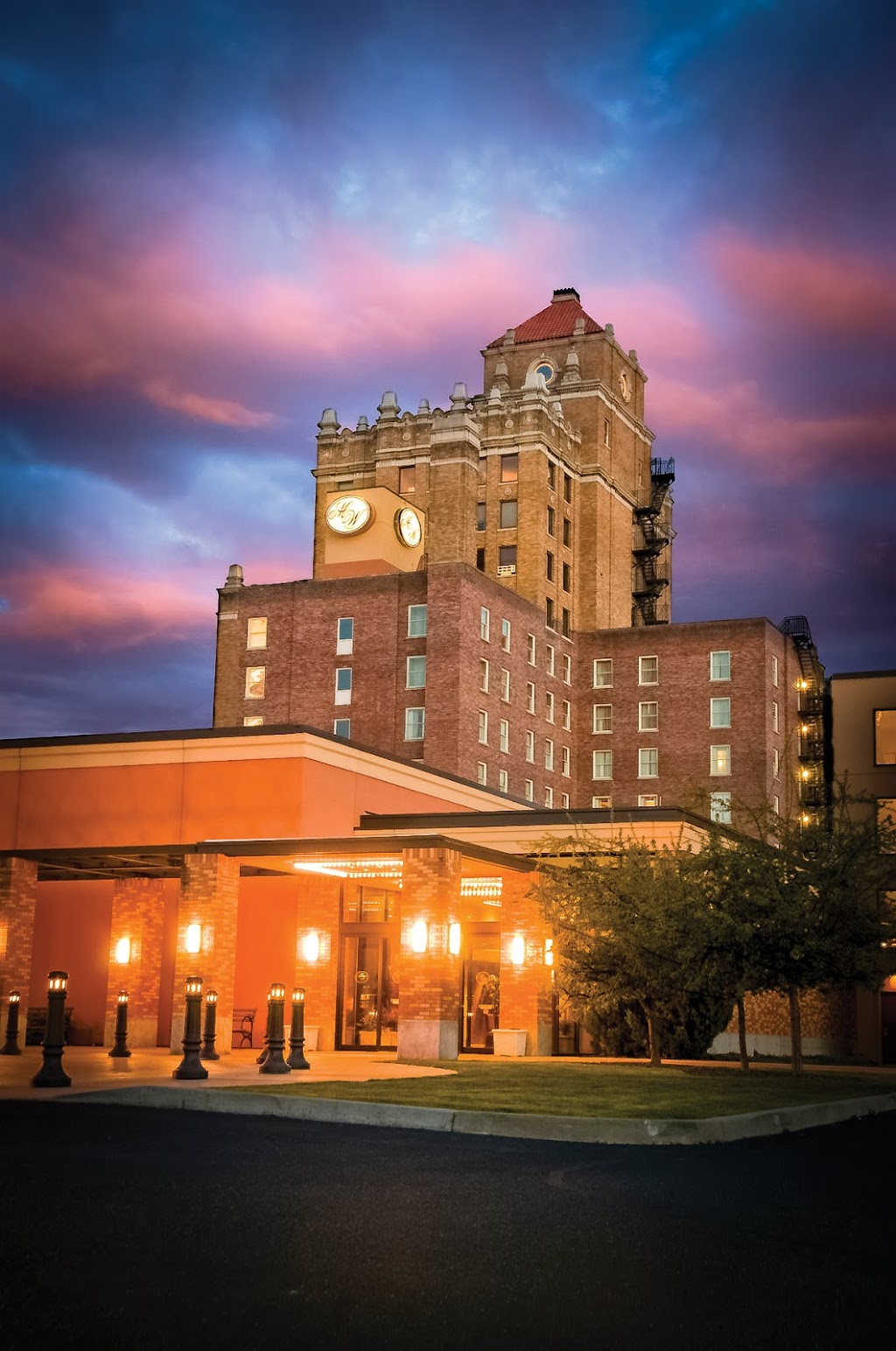 The Marc Restaurant | restaurant | 6 W Rose St, Walla Walla, WA 99362, USA | 5095252200 OR +1 509-525-2200