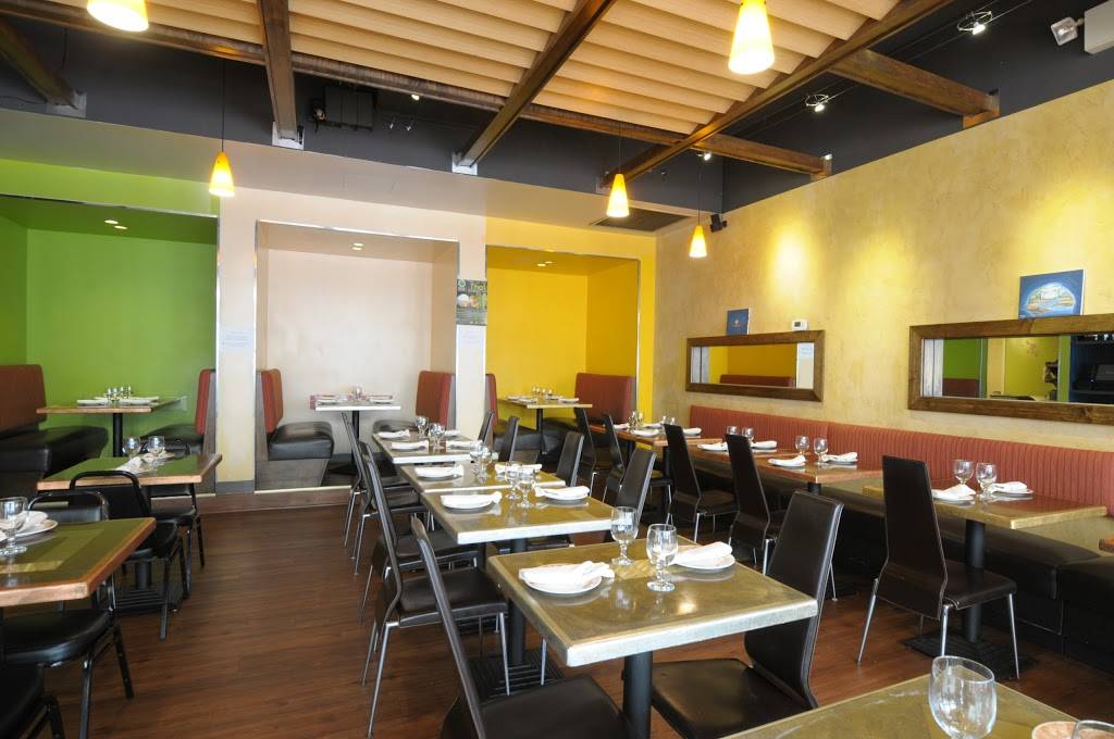 Thaiphoon | restaurant | 2011 S St NW, Washington, DC 20009, USA | 2026673505 OR +1 202-667-3505