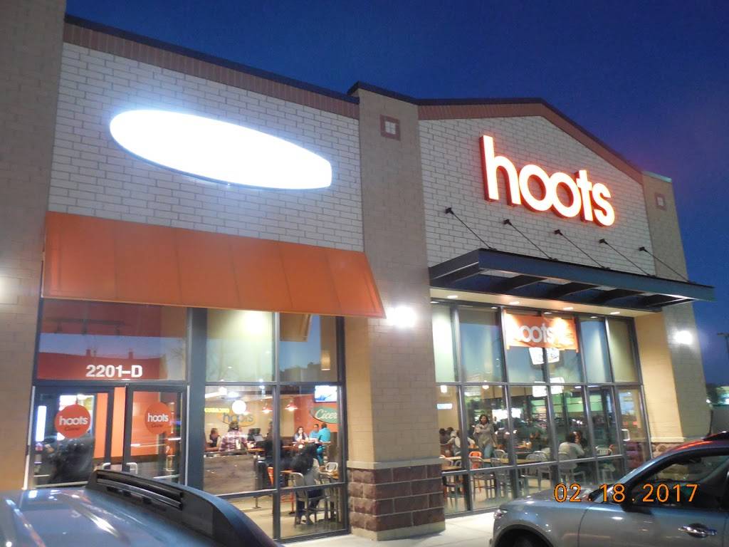 Hoots | restaurant | 2201-D S Cicero Ave, Cicero, IL 60804, USA | 7086523859 OR +1 708-652-3859
