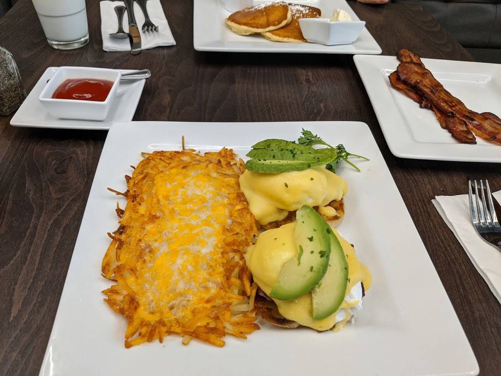 Aurora Borealis | restaurant | 16708 Aurora Ave N, Shoreline, WA 98133, USA | 2066295744 OR +1 206-629-5744