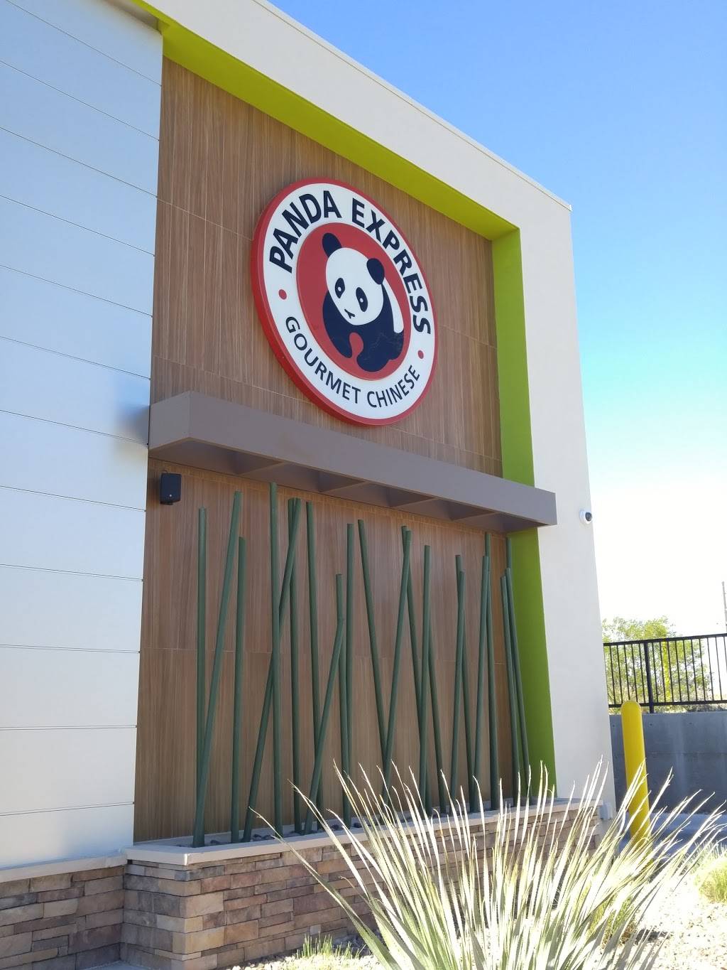 Panda Express | restaurant | 9130 S Houghton Rd, Tucson, AZ 85747, USA | 5206630077 OR +1 520-663-0077