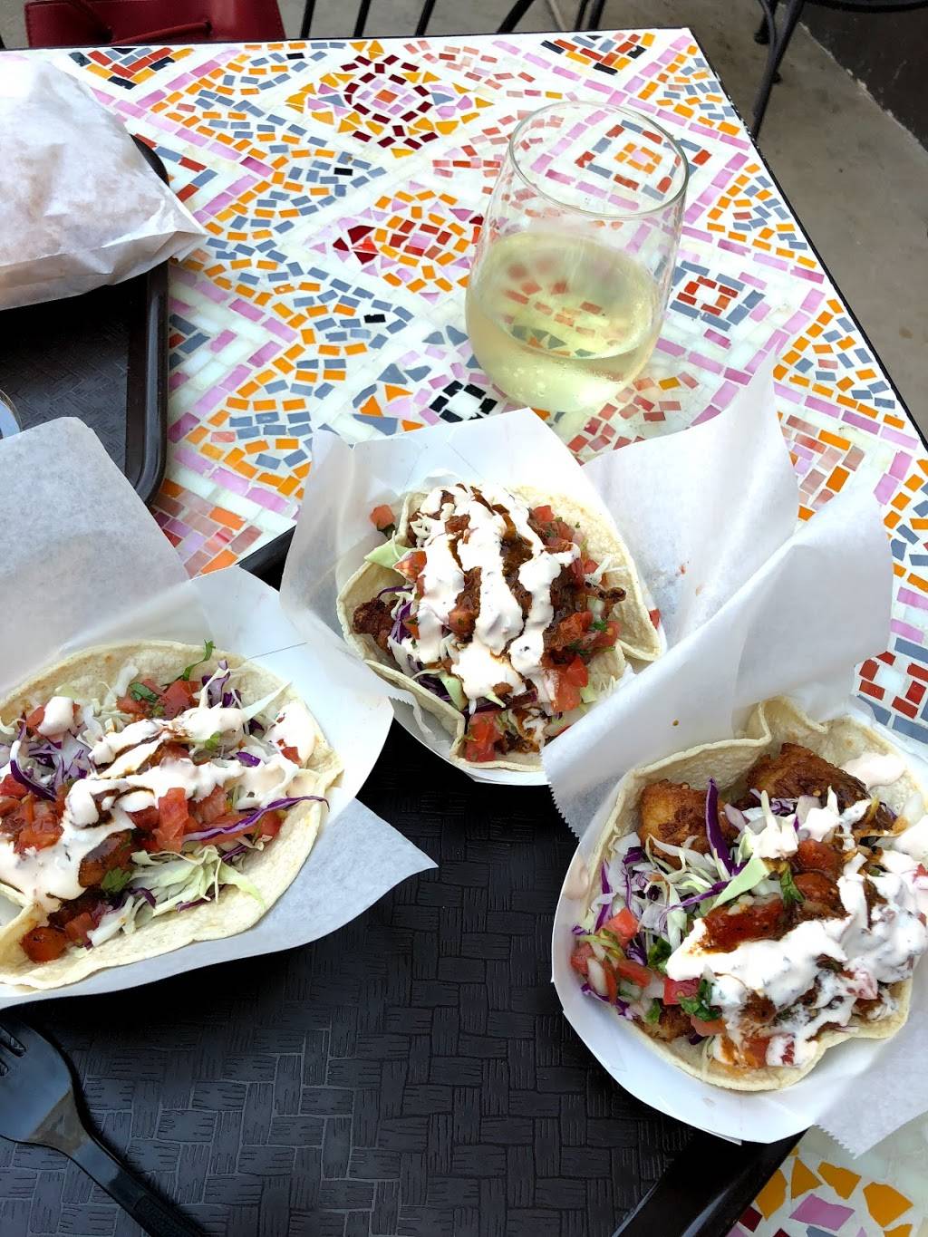 La Taquiza Fish Tacos | restaurant | 2007 Redwood Rd, Napa, CA 94558, USA | 7072242320 OR +1 707-224-2320