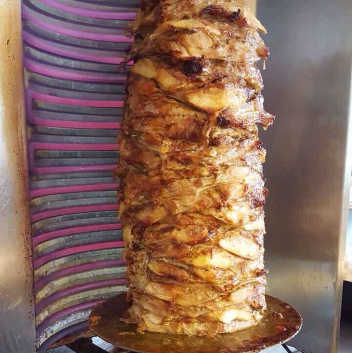 In N Out Pita | restaurant | 10520 Yonge St, Richmond Hill, ON L4C 3C7, Canada | 9052377482 OR +1 905-237-7482