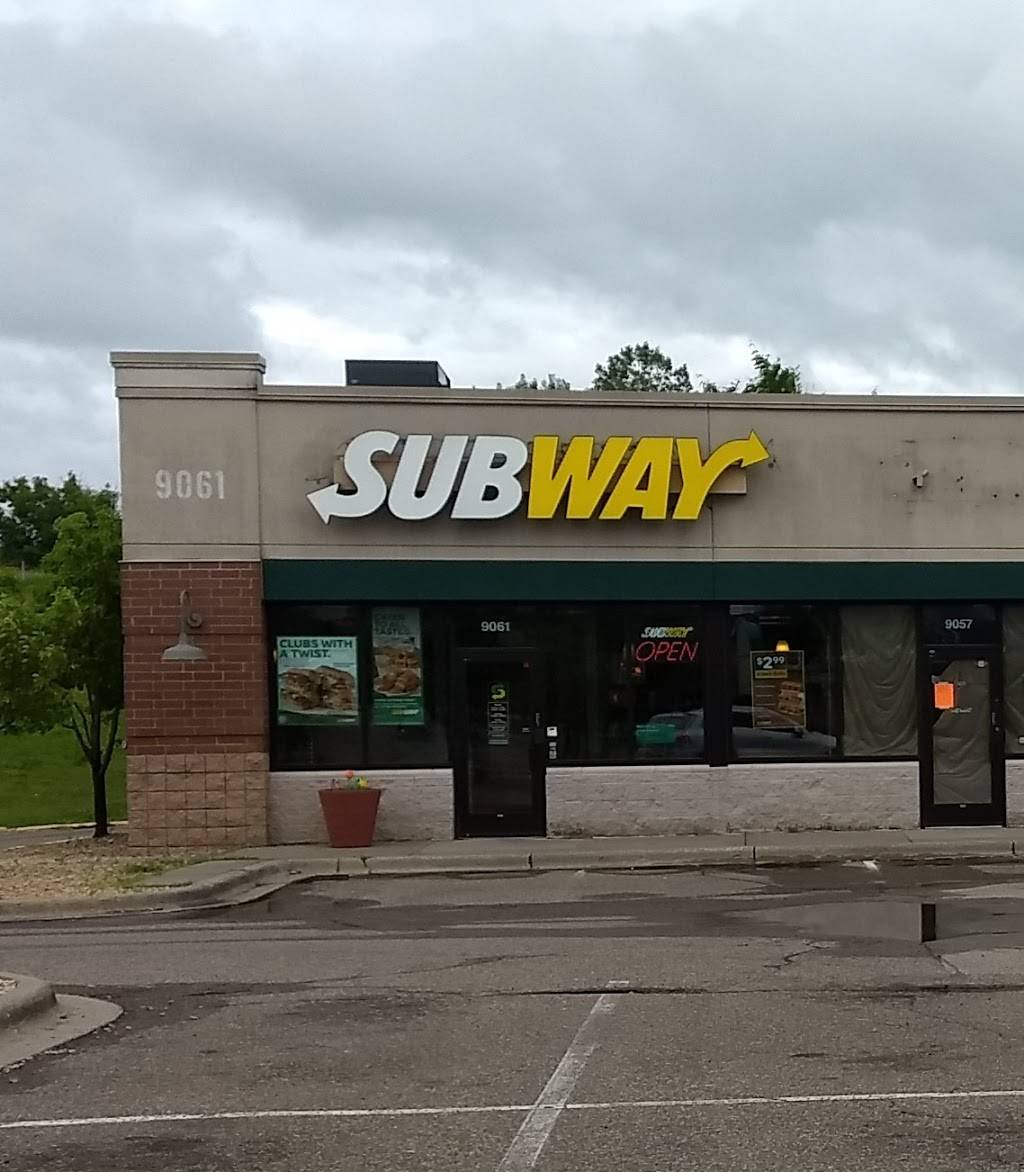 Subway | restaurant | 9061 Broderick Blvd, Inver Grove Heights, MN 55076, USA | 6512560275 OR +1 651-256-0275