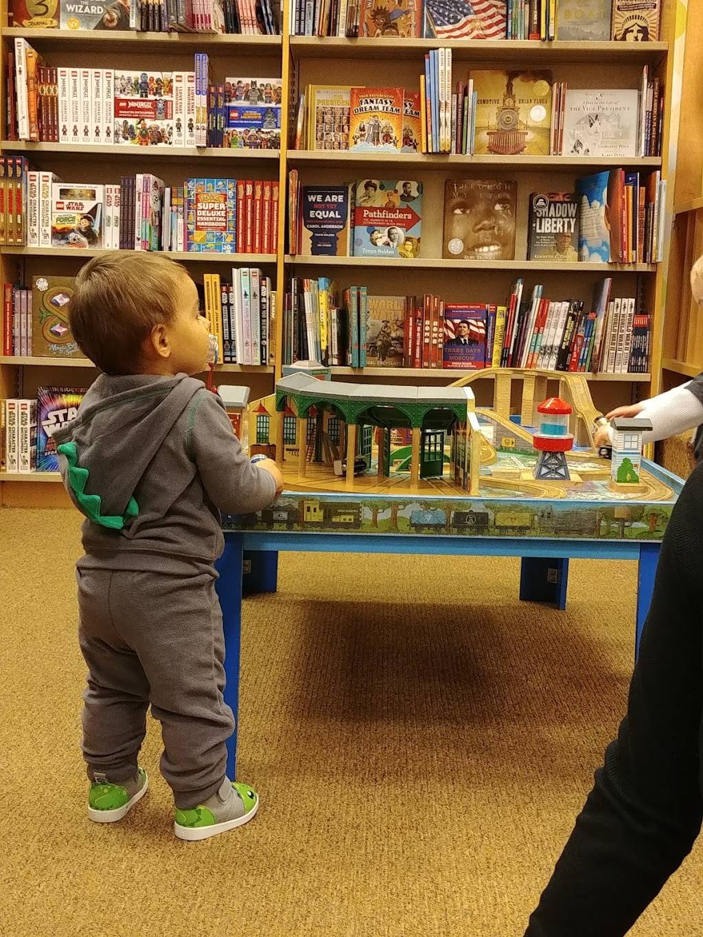 Bradley Fair | shopping mall | 2000 N Rock Rd #160, Wichita, KS 67206, USA | 3166309990 OR +1 316-630-9990