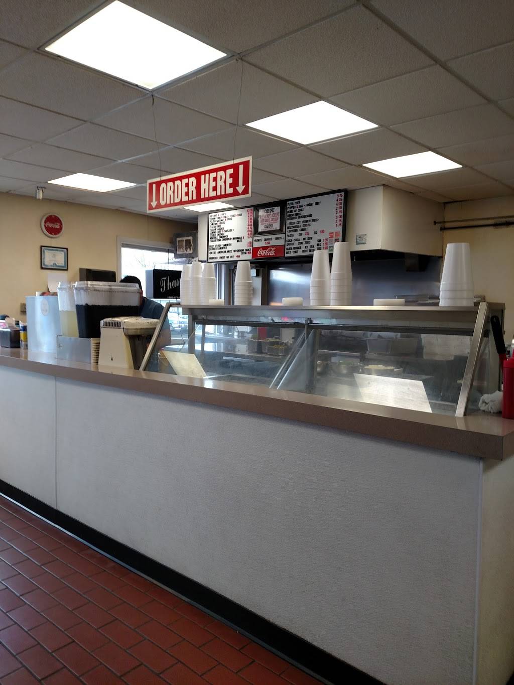 Ginas Hot Dogs & Italian Beef | restaurant | 1222 E Irving Park Rd, Bensenville, IL 60106, USA | 6307661841 OR +1 630-766-1841