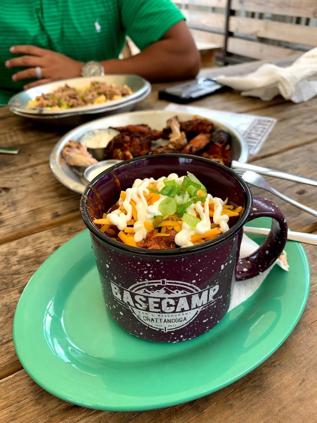 Basecamp Bar and Restaurant | restaurant | 346 Frazier Ave, Chattanooga, TN 37405, USA | 4238035251 OR +1 423-803-5251