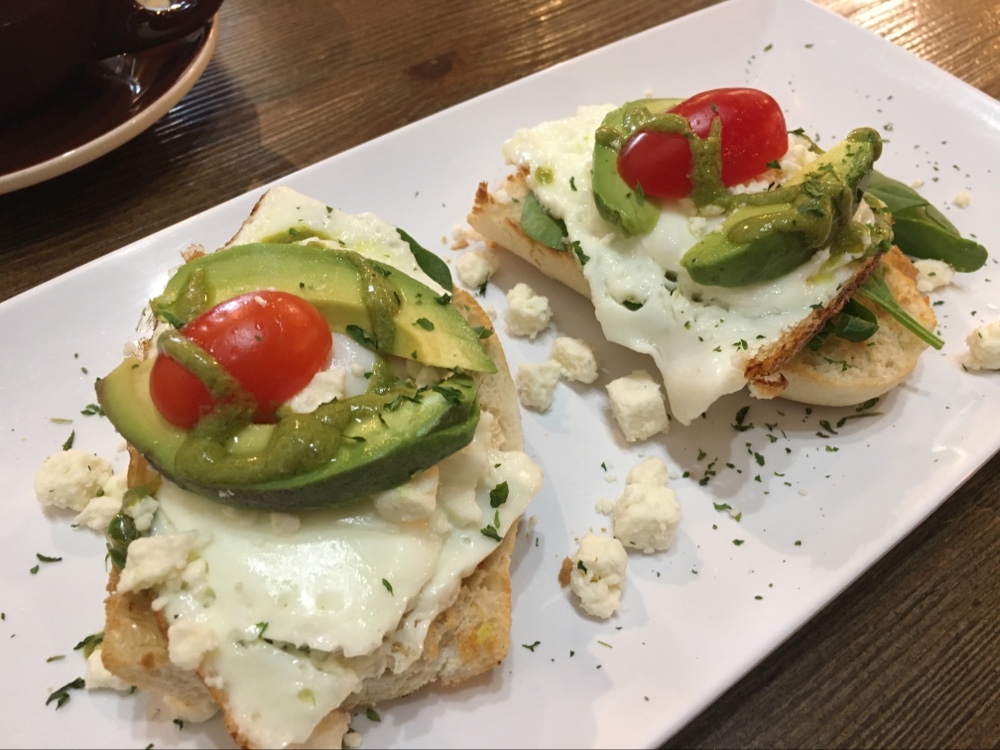 Macondo Coffee Roasters - Kendall | restaurant | 13021 SW 88th St, Miami, FL 33186, USA | 3053921328 OR +1 305-392-1328