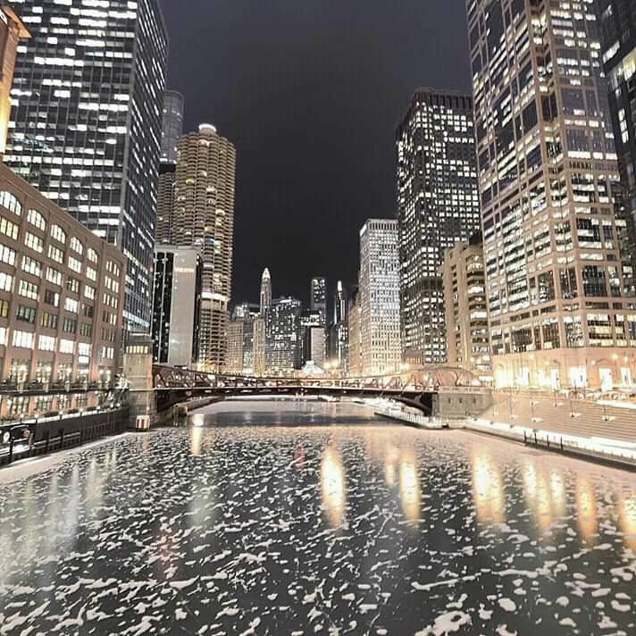 Starbucks | cafe | 1427 Lee St, Des Plaines, IL 60018, USA | 8472985270 OR +1 847-298-5270