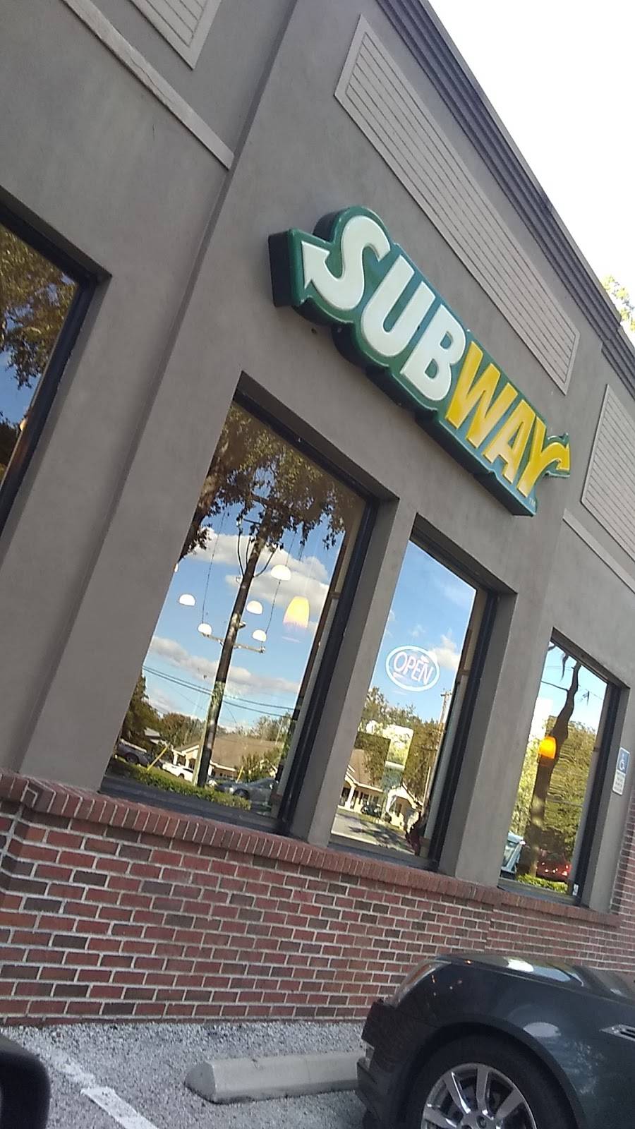 Subway Restaurants | restaurant | 3208 Lithia Pinecrest Rd, Valrico, FL 33596, USA | 8136626697 OR +1 813-662-6697