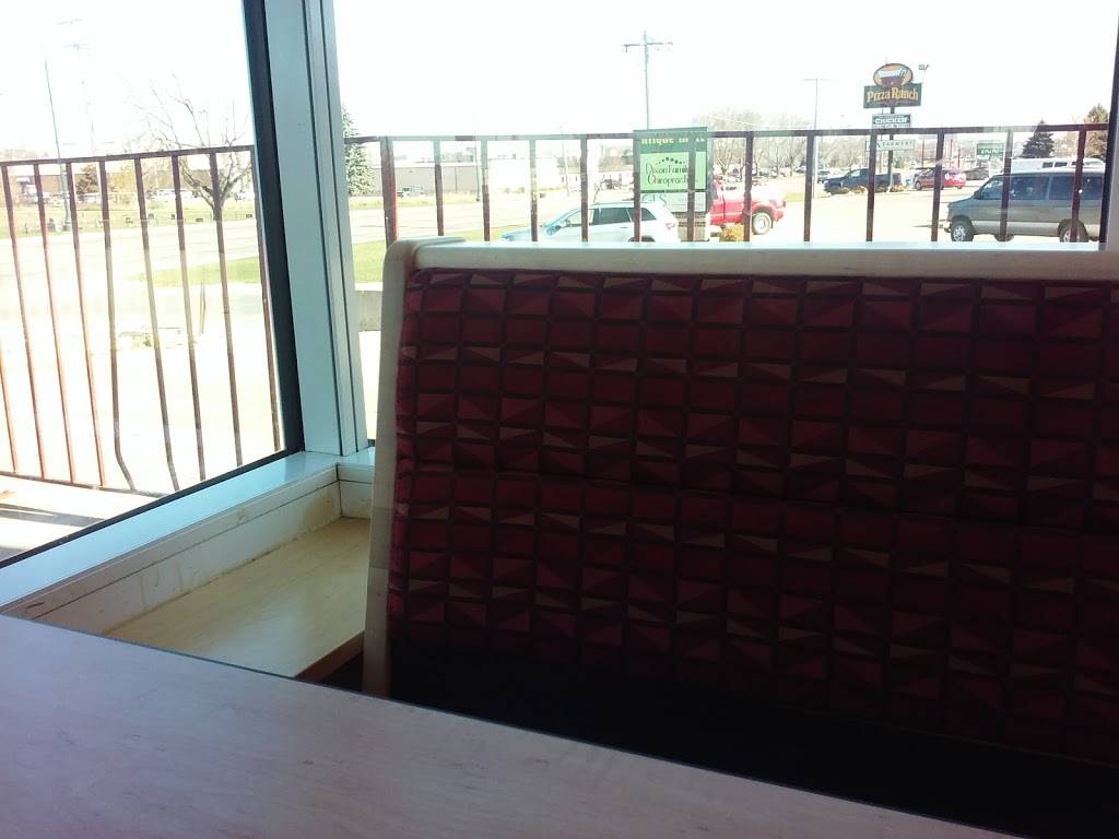 Dairy Queen | restaurant | 2019 18th St, Spirit Lake, IA 51360, USA | 7123365483 OR +1 712-336-5483