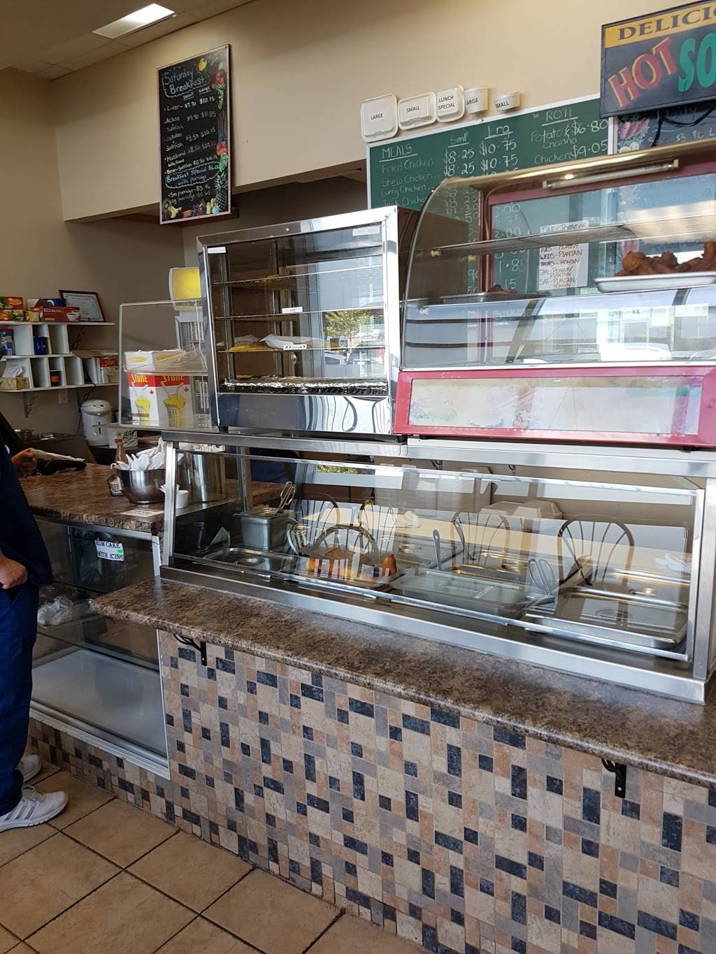 Roses Caribbean Kitchen | restaurant | 7916 Hurontario St, Brampton, ON L6Y 0P6, Canada | 9054563400 OR +1 905-456-3400