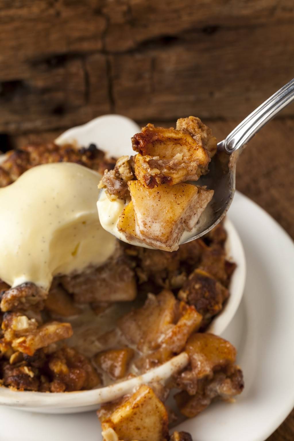 Paul Martins American Grill | restaurant | 6186 N Scottsdale Rd, Scottsdale, AZ 85253, USA | 4809919342 OR +1 480-991-9342