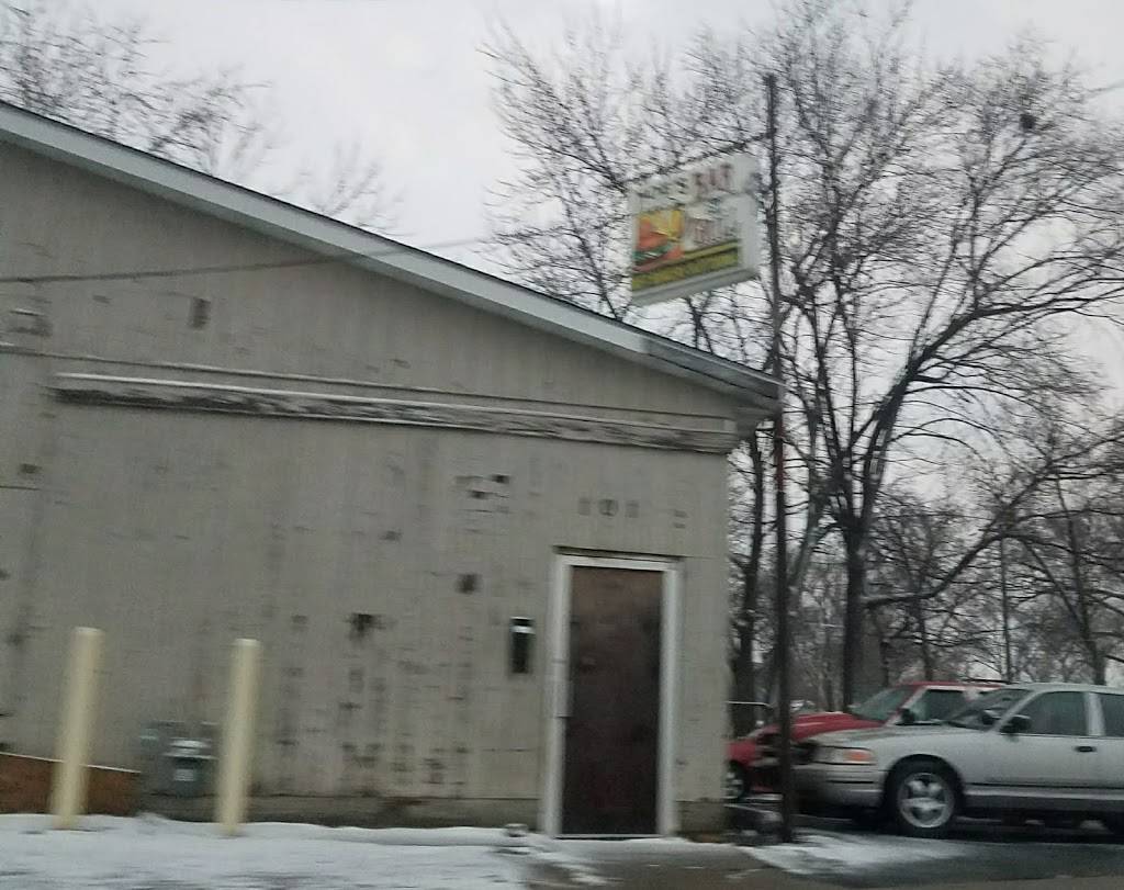 Noes Bar & Grill | restaurant | 101 S Madison Ave, Ottumwa, IA 52501, USA | 6416829232 OR +1 641-682-9232