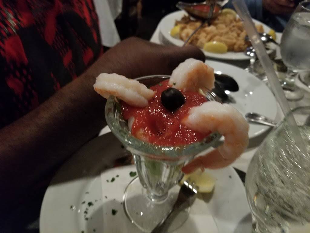 Ciros | restaurant | 74 Main St, Kings Park, NY 11754, USA | 6312692600 OR +1 631-269-2600