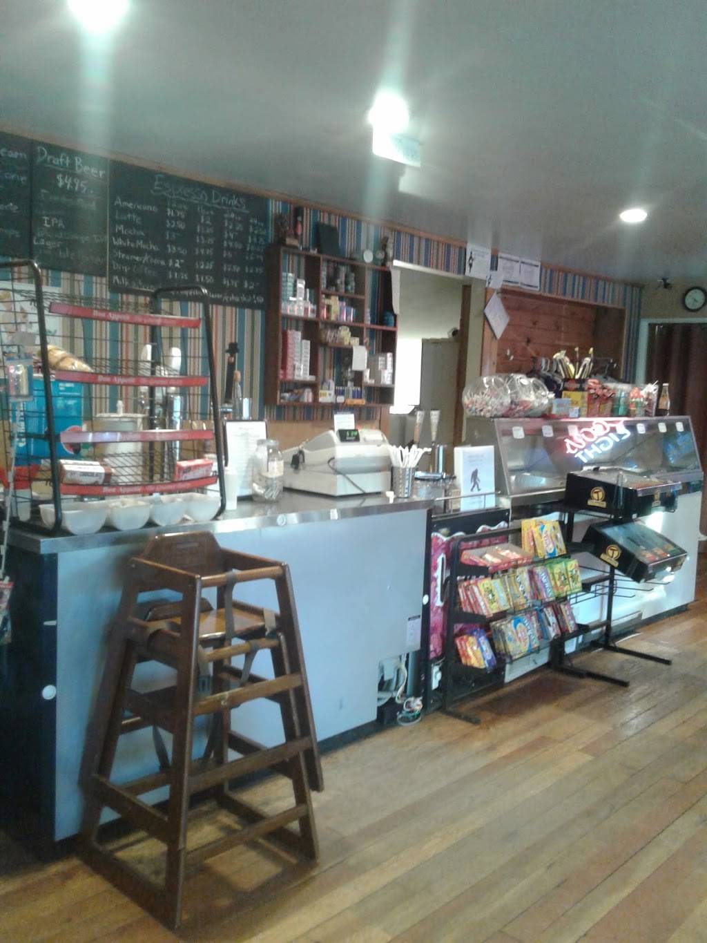 Silver Falls Country Store | restaurant | 172 Silver Falls Dr SE, Silverton, OR 97381, USA | 5038740850 OR +1 503-874-0850