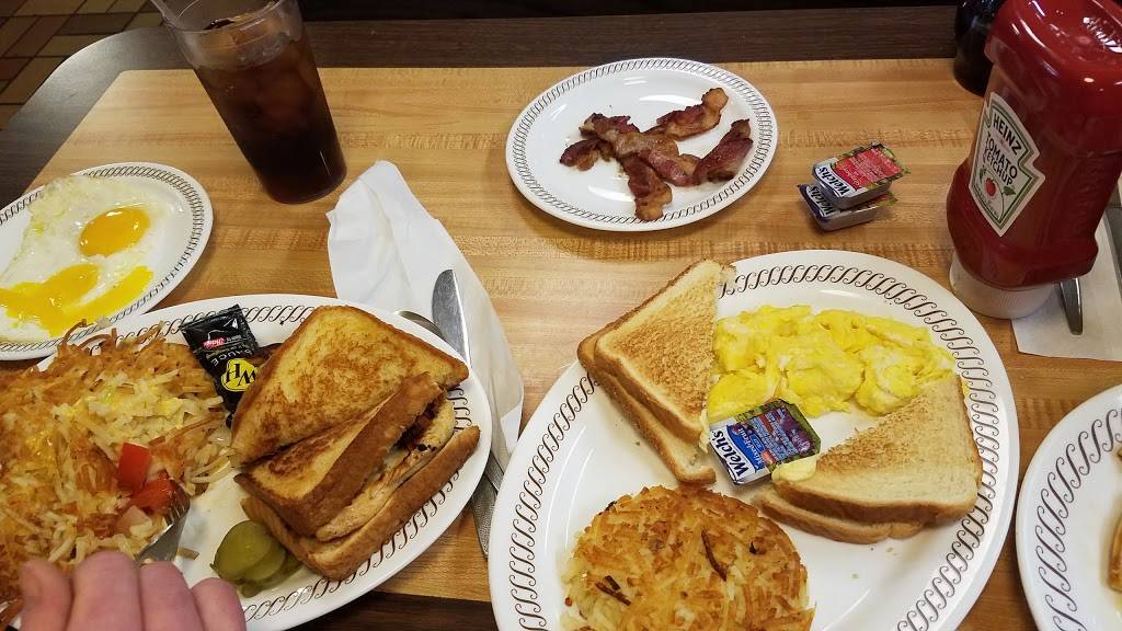 Waffle House | meal takeaway | 1119 Smithville Hwy, McMinnville, TN 37110, USA | 9314731160 OR +1 931-473-1160