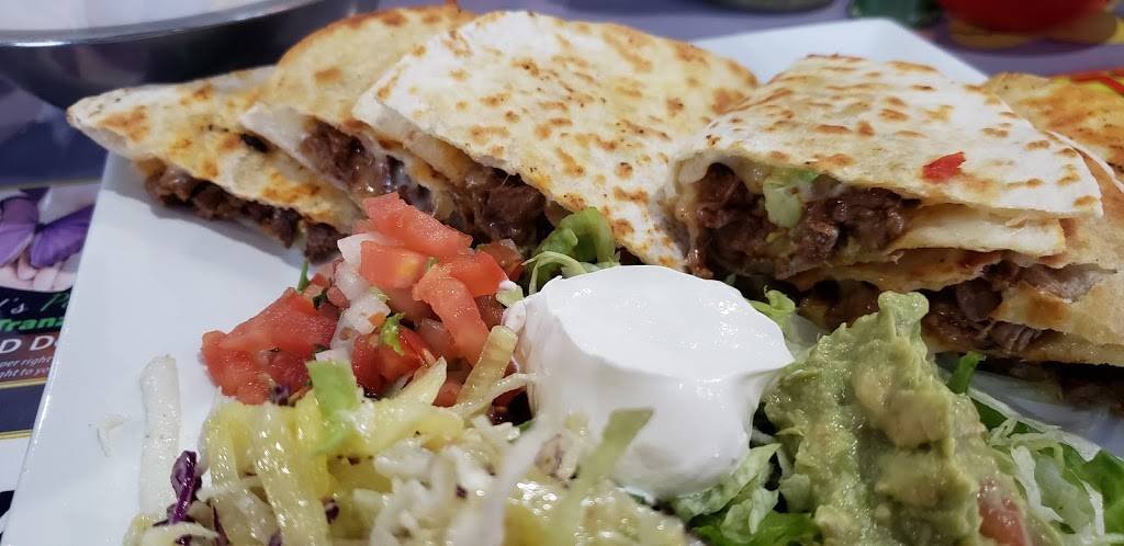 Chellys Cafe | restaurant | 214 W 85th St, Kansas City, MO 64114, USA | 8162597483 OR +1 816-259-7483