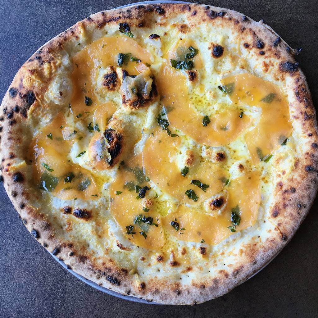 Paulie Gees Hampden | restaurant | 3535 Chestnut Ave, Baltimore, MD 21211, USA | 4108891048 OR +1 410-889-1048