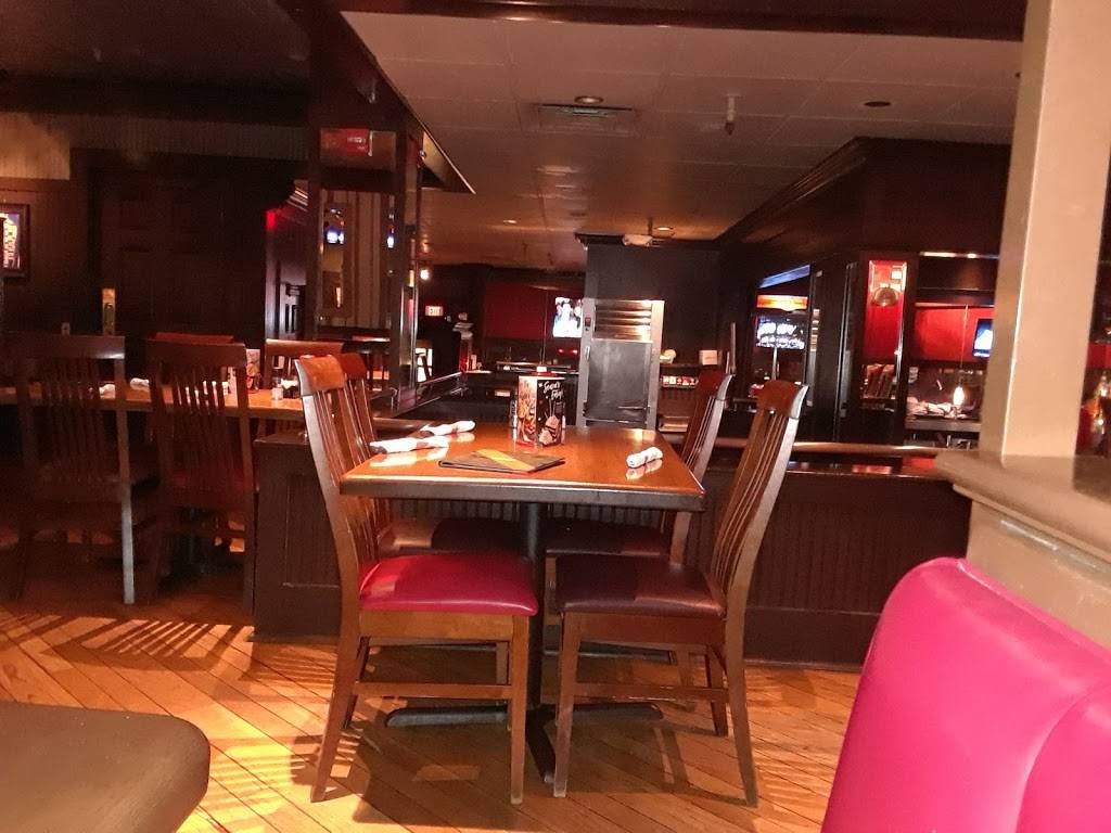 TGI Fridays | restaurant | 13071 Worldgate Dr, Herndon, VA 20170, USA | 7037879630 OR +1 703-787-9630