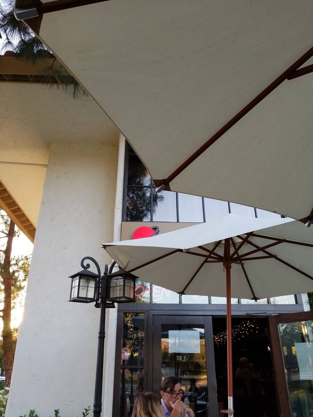 Sushi Planet | restaurant | 951 S Westlake Blvd #114, Thousand Oaks, CA 91361, USA | 8053799844 OR +1 805-379-9844