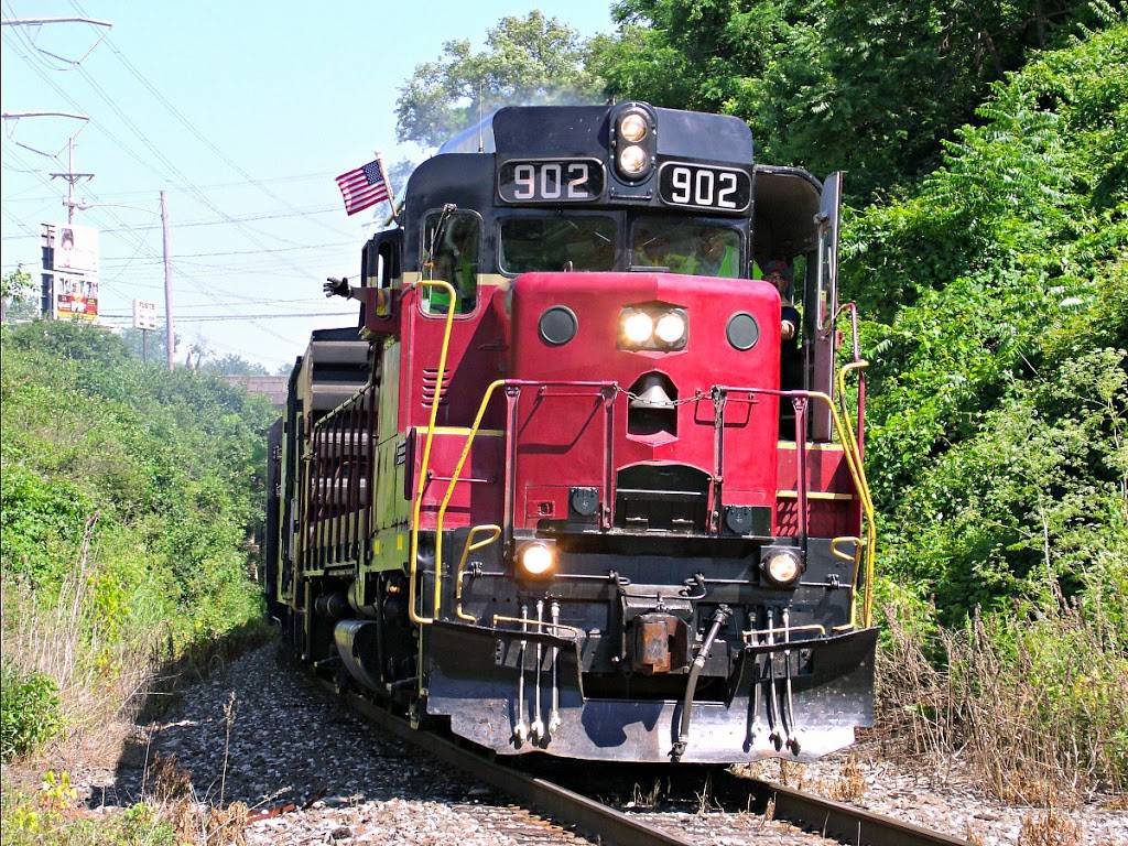 Cincinnati Dinner Train | restaurant | 2172 E Seymour Ave, Cincinnati, OH 45237, USA | 5137917245 OR +1 513-791-7245