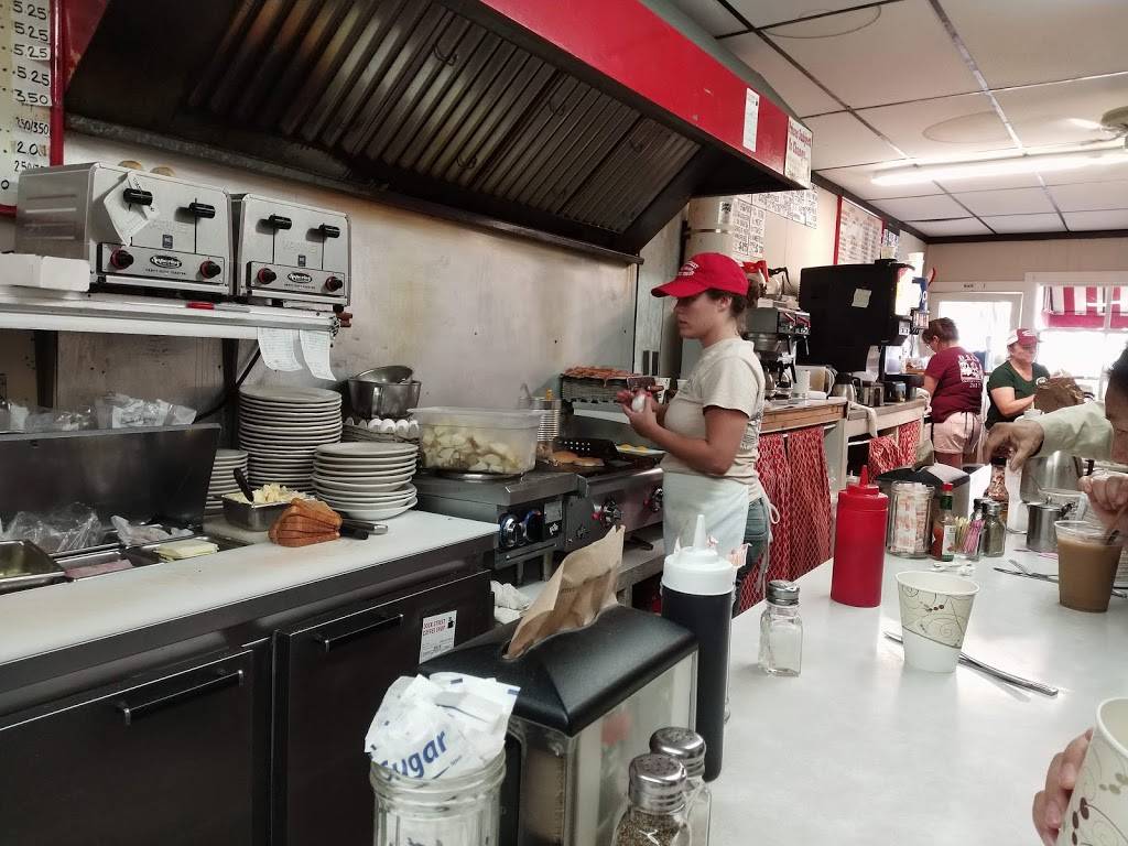 Dock Street Coffee Shop | cafe | 2 Dock St, Edgartown, MA 02539, USA | 5086275232 OR +1 508-627-5232