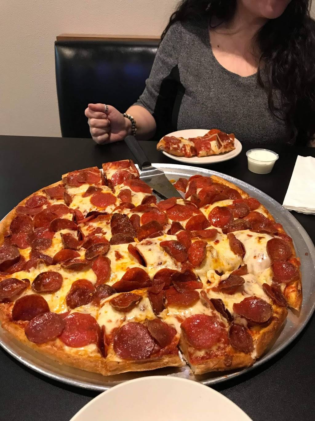 Fairfield Pizza and Pasta Company | restaurant | 680 Nilles Rd A, Fairfield, OH 45014, USA | 5138292200 OR +1 513-829-2200