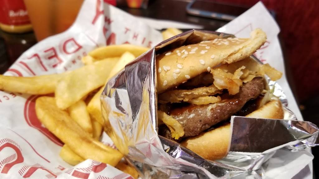 Red Robin Gourmet Burgers and Brews | restaurant | 404-A Sun Valley Mall, Concord, CA 94520, USA | 9256719315 OR +1 925-671-9315